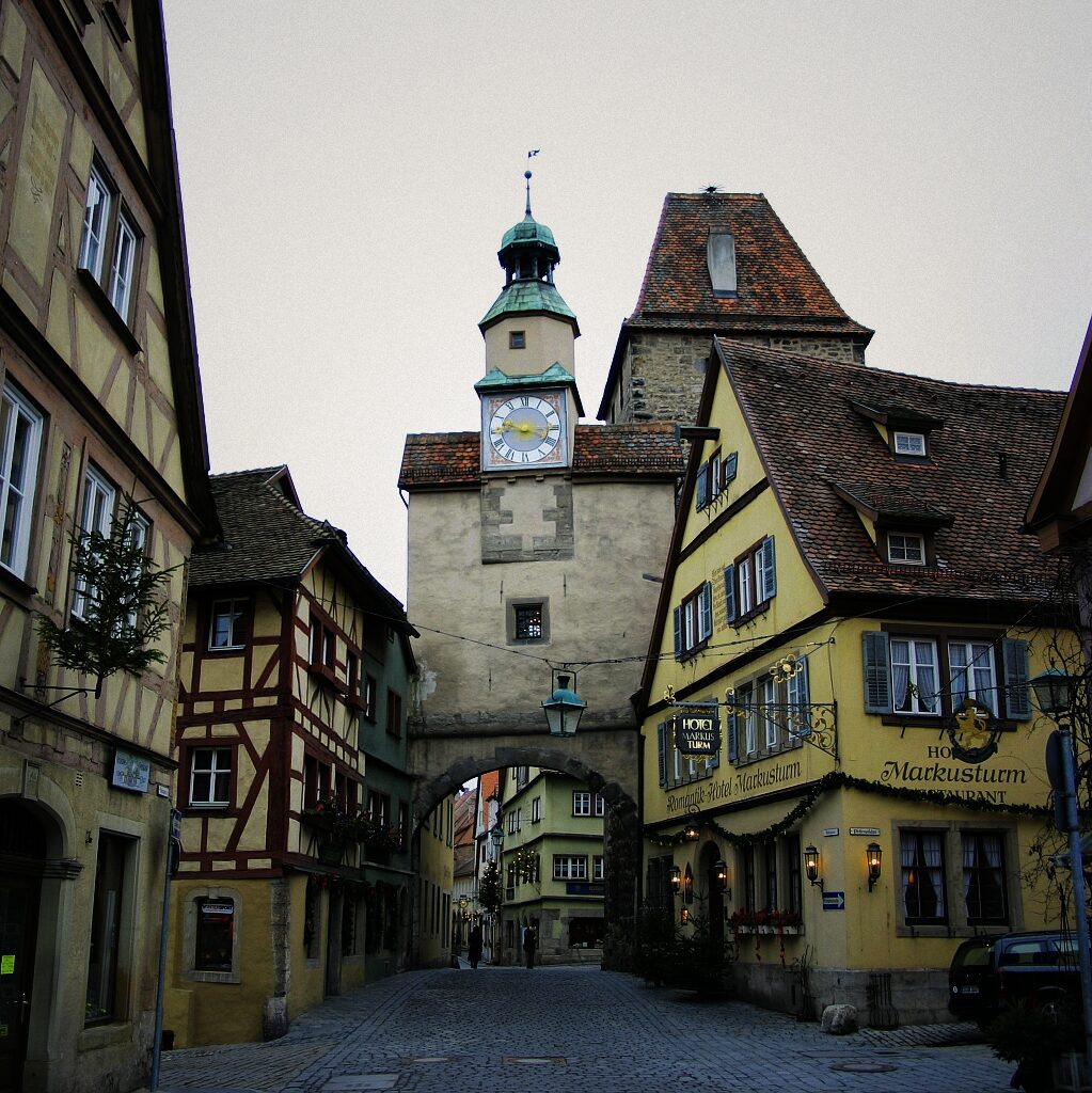 德国浪漫之路上的古堡—Rothenburg